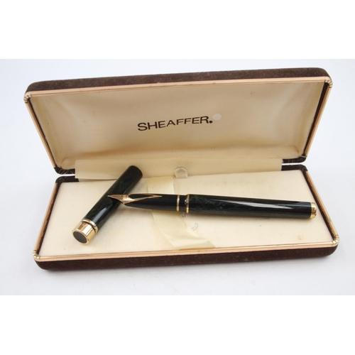 549 - Vintage Sheaffer Targa Green Lacquer Fountain Pen w/ 14ct Gold Nib WRITING