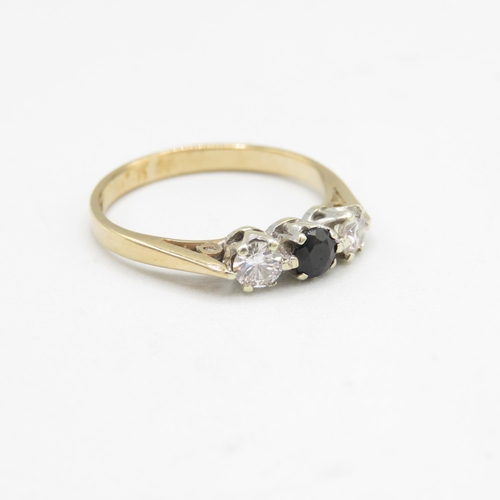 179 - 9ct gold diamond & sapphire three stone ring (1.8g) Size  M