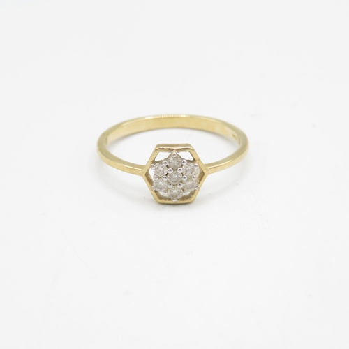 192 - 10ct gold diamond dress ring (1.9g) Size  S