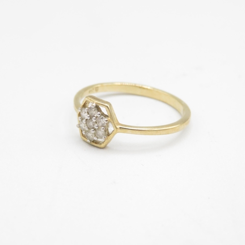 192 - 10ct gold diamond dress ring (1.9g) Size  S