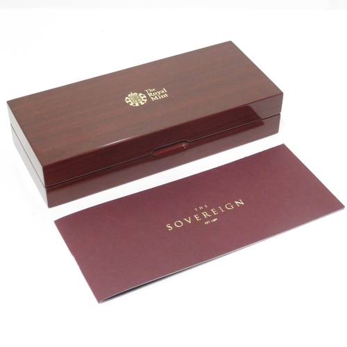 378 - Fully Boxed The Sovereign 2015 Five Coin Gold Proof Set with Inner and Outer sleeves containing Five... 