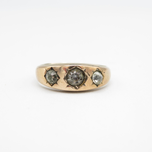 223 - 9ct gold antique star set paste ring (1.3g) Size  N