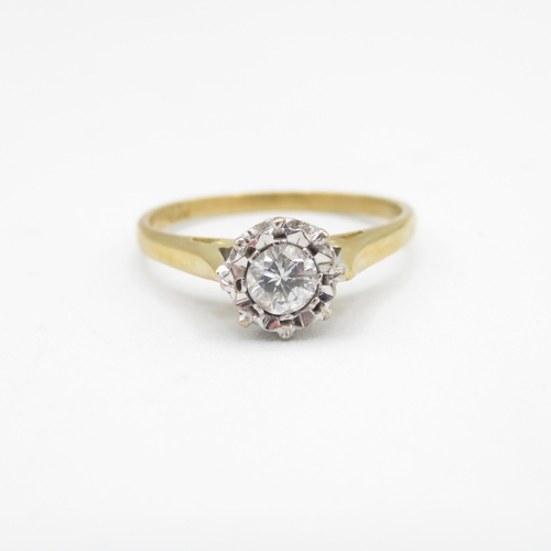 233 - 18ct gold & platinum diamond solitaire ring (2.7g) Size  P