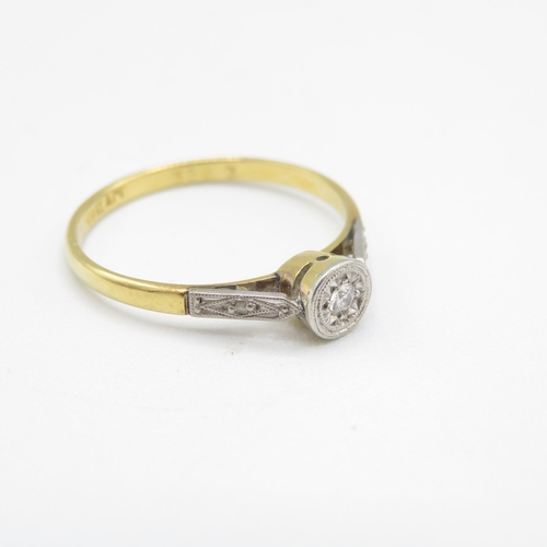 272 - 18ct gold & platinum vintage diamond solitaire ring (2g) Size  P