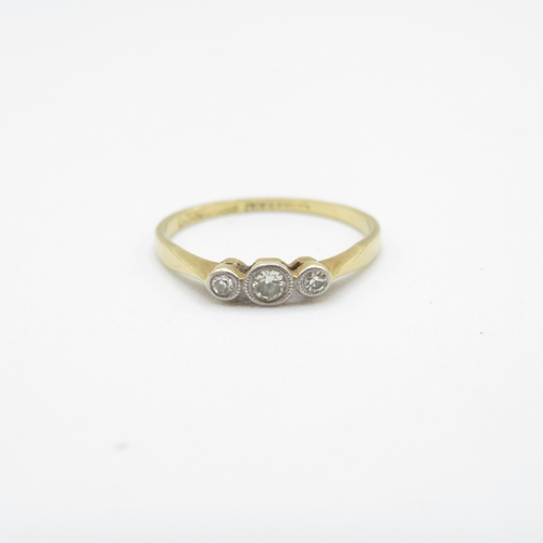 277 - 18ct gold & platinum Edwardian milgrain set diamond three stone ring (1.4g) Size  L