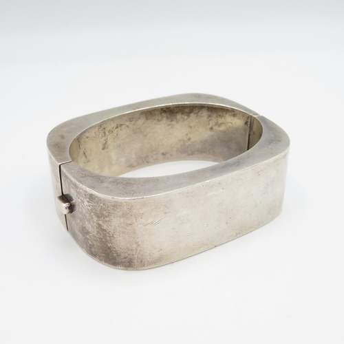 350 - Silver bangles (103.7g)