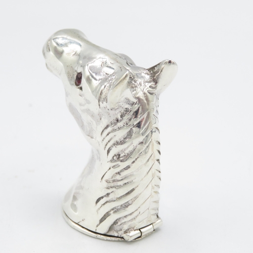 363 - Horse's head HM 925 Sterling Silver Vesta in excellent condition with tight closing hinged lid and g... 