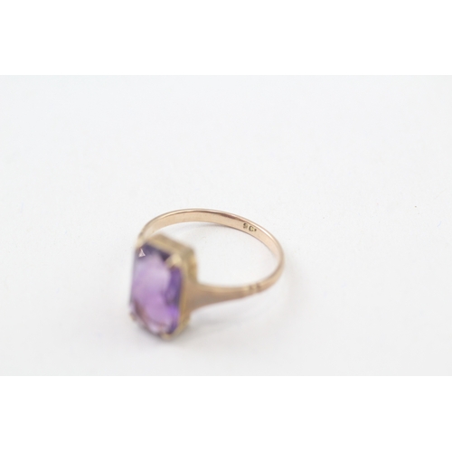 11 - 9ct gold antique amethyst dress ring (1.9g) Size  K 1/2