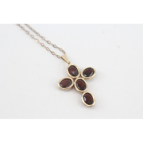 115 - 9ct gold garnet cross pendant necklace (2.2g)