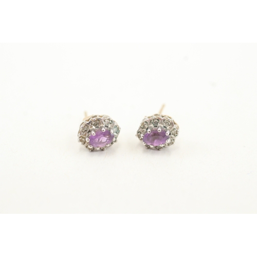 121 - 9ct gold diamond and amethyst set cluster stud earrings (1.4g)