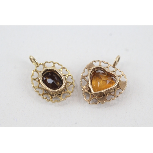 122 - 2 x 9ct gold vintage citrine & garnet pendants (3.8g)