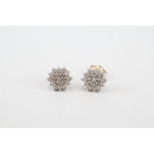 127 - 9ct gold diamond cluster stud earrings, claw set (1.5g)