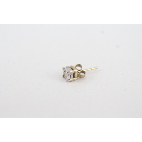 129 - 2 x 9ct gold diamond stud earrings (1.5g)