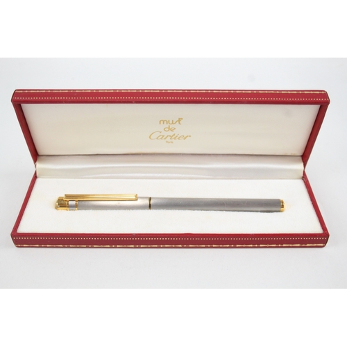 532 - Must De CARTER Brushed Steel Fountain Pen w/ 18ct Gold Nib WRITING Boxed