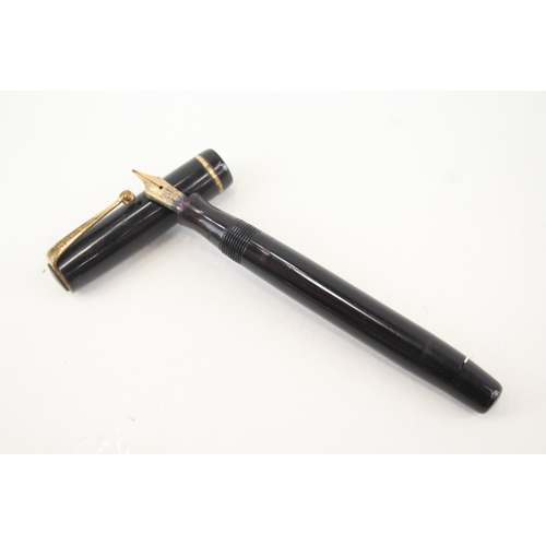 542 - Vintage Parker Moderne Black Fountain Pen w/ 14ct Gold Nib WRITING