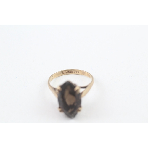 72 - 9ct gold vintage smokey quartz dress ring (3g) Size  M