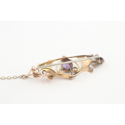 76 - 9ct gold antique oval cut amethyst brooch (2.6g)