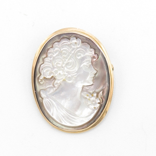 7 - 9ct gold vintage shell cameo brooch (4.2g)