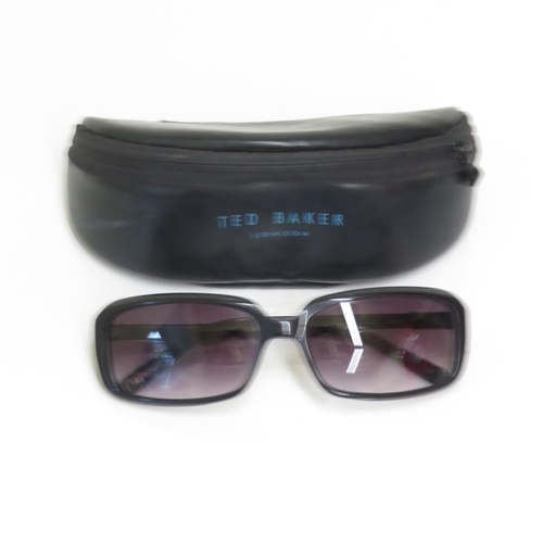 483 - 4 x Designer Sunglasses including Marc Jacobs / Ted Baker / DKNY / Timberland - All with Cases