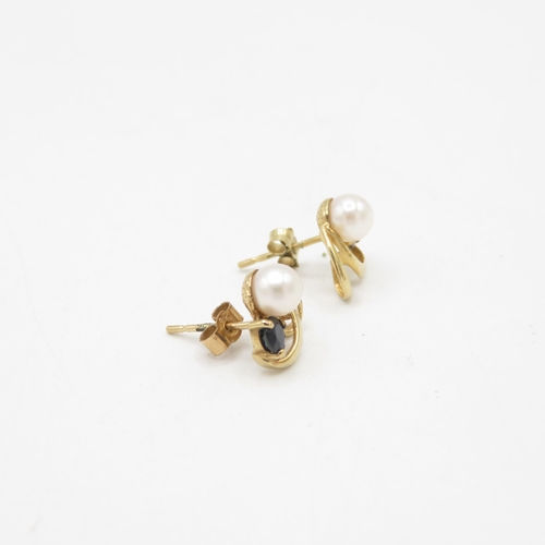 37 - 9ct gold cultured pearl & sapphire earrings with scroll backs (1.5g)