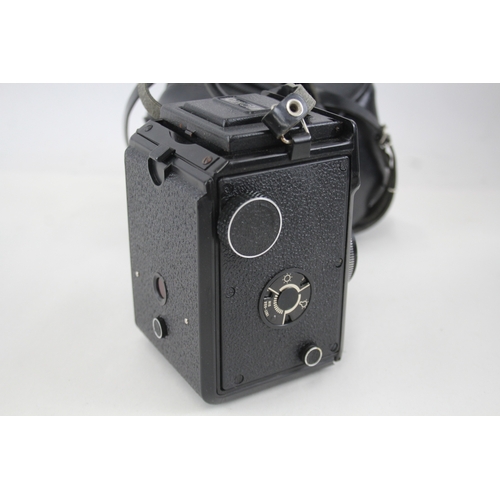 388 - Lomo Lubitel 166 B Twin Lens Camera Working w/ Original Leather Case