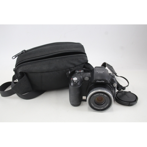 390 - Fujifilm Finepix S5500 Digital Bridge Camera Working w/ Fujinon Lens