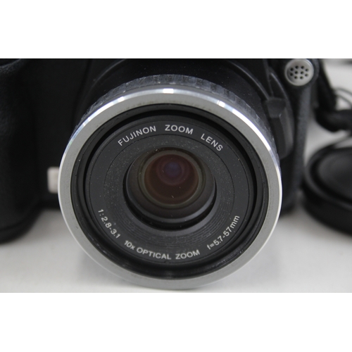 390 - Fujifilm Finepix S5500 Digital Bridge Camera Working w/ Fujinon Lens