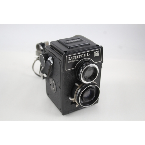 391 - Lomo Lubitel Universal 166 Twin Lens Camera Working
