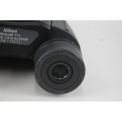 397 - Nikon Aculon T11 8-24x25 4.6° Compact Binoculars Working w/ Original Case