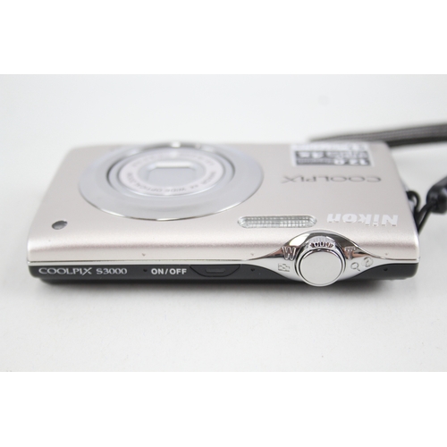 401 - Nikon Coolpix S3000 Digital Compact Camera Working w/ Nikkor 4x Wide Zoom Lens