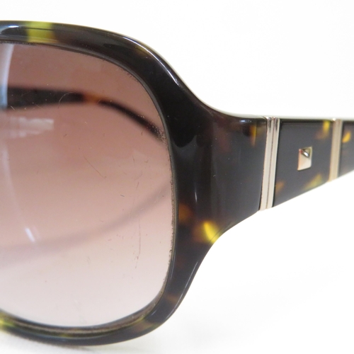 367 - 4 x Designer Sunglasses including Gucci / Banana Republic / Police / Calvin Klein  - All with Cases