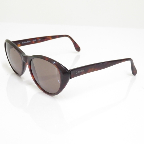 367 - 4 x Designer Sunglasses including Gucci / Banana Republic / Police / Calvin Klein  - All with Cases