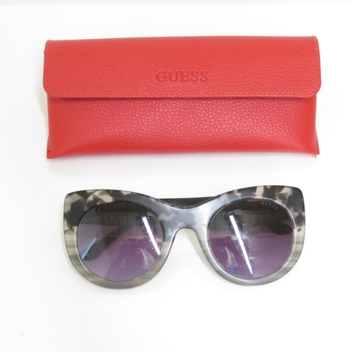 370 - 4 x Designer Sunglasses including Gant / Guess / Marc Jacobs / Gucci  - All with Cases