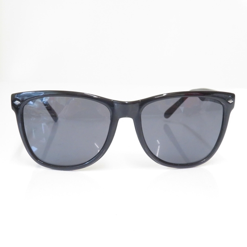 375 - 7 x Designer Sunglasses including  Gucci / French Connection / Timberland / Fossil / Dolce & Gabbana