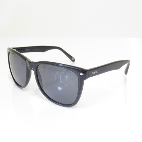 375 - 7 x Designer Sunglasses including  Gucci / French Connection / Timberland / Fossil / Dolce & Gabbana