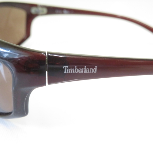 375 - 7 x Designer Sunglasses including  Gucci / French Connection / Timberland / Fossil / Dolce & Gabbana