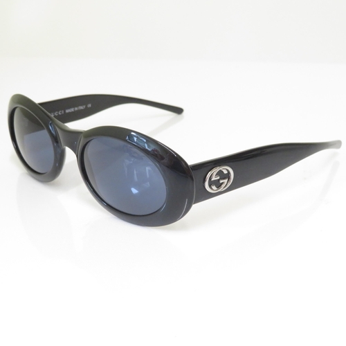 375 - 7 x Designer Sunglasses including  Gucci / French Connection / Timberland / Fossil / Dolce & Gabbana