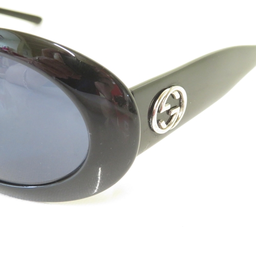 375 - 7 x Designer Sunglasses including  Gucci / French Connection / Timberland / Fossil / Dolce & Gabbana