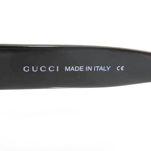 375 - 7 x Designer Sunglasses including  Gucci / French Connection / Timberland / Fossil / Dolce & Gabbana