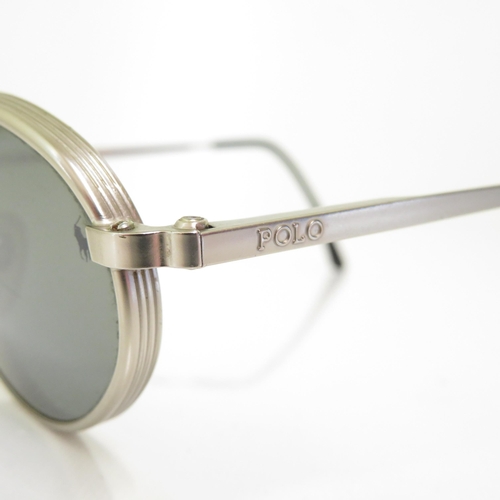 376 - 6 x Designer Sunglasses including  Oakley / Karrimor / Gucci / Polo / Ralph Lauren / Guess