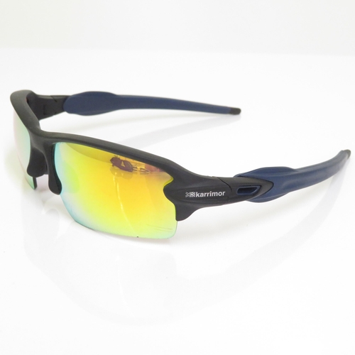 376 - 6 x Designer Sunglasses including  Oakley / Karrimor / Gucci / Polo / Ralph Lauren / Guess