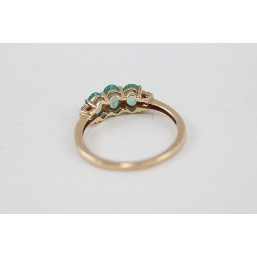 13 - 9ct gold emerald & diamond dress ring (2.1g) Size  R 1/2