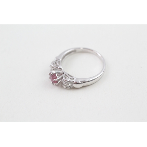 40 - 9ct white gold pink tourmaline single stone ring with diamond set openwork shoulders (2.7g) Size  N ... 