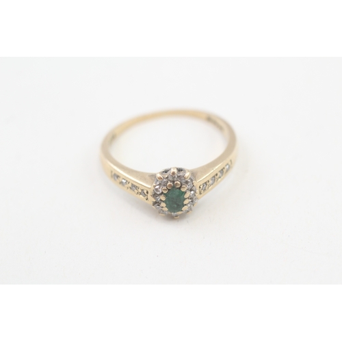 86 - 9ct gold vintage emerald & diamond cluster ring (2.2g) Size  N