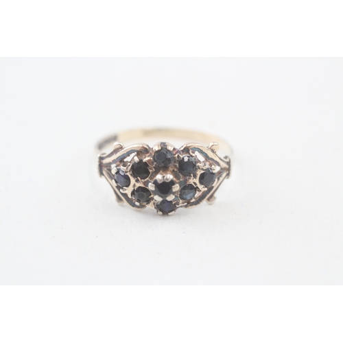 112 - 9ct gold sapphire dress ring (2.5g) AS SEEN - MISHAPEN Size  T