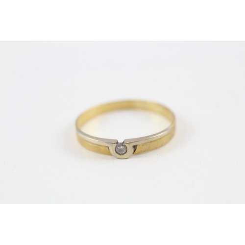 138 - 14ct gold round diamond single stone ring (1.8g) Size  Q