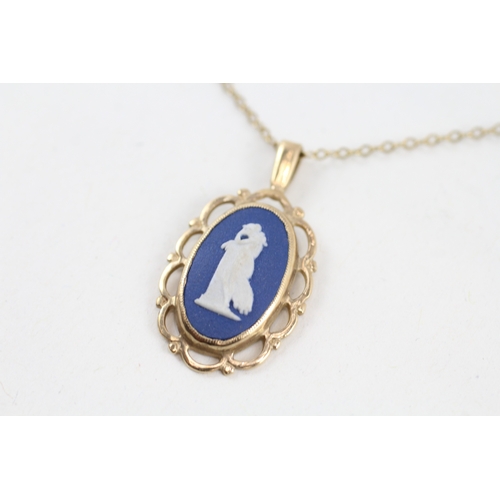 145 - 9ct gold jasperware cameo pendant necklace (2.6g)