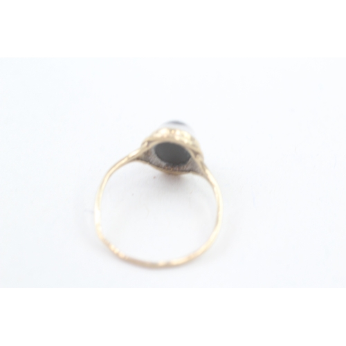 186 - 9ct gold vintage paste cabochon dress ring (1.6g) Size  R