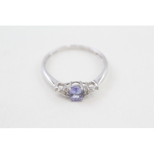 2 - 9ct white gold diamond & tanzanite trefoil ring (1.4g) Size  Q