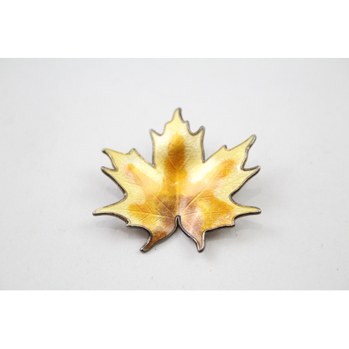 212 - Silver enamel maple leaf brooch by Hroar Prydz